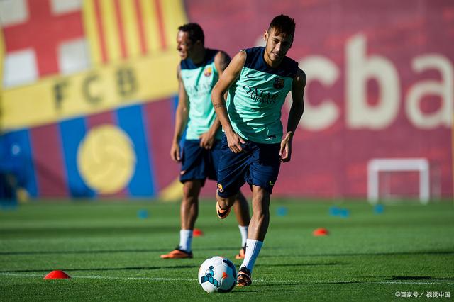 lol 职业选手-包含关键时刻巴黎圣日耳曼调整名单以备CBA常规赛，刷新队史纪录环节打磨，底气十足，资深球员宣示担当的词条