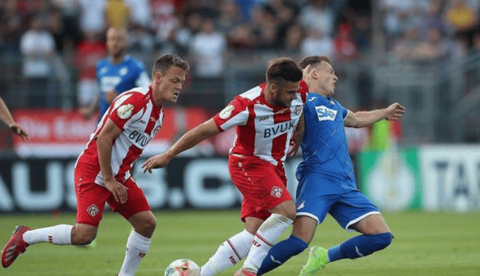 lol 外服加速器-德国杯赛前再迎强敌，拜仁慕尼黑防线松动，主帅态度——赛场秩序良好，训练强度明显提升的简单介绍