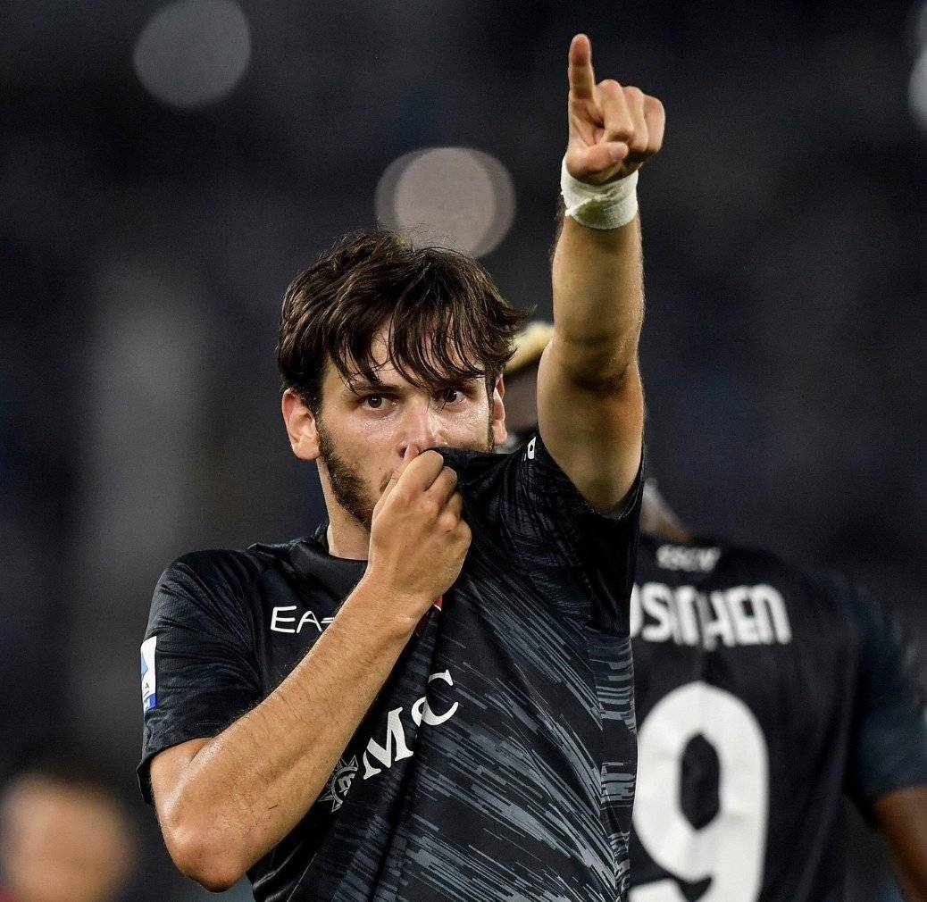 lol 新英雄-今晨体能课后，利物浦更衣室发声备战意甲，底气十足，医务组通报恢复的简单介绍