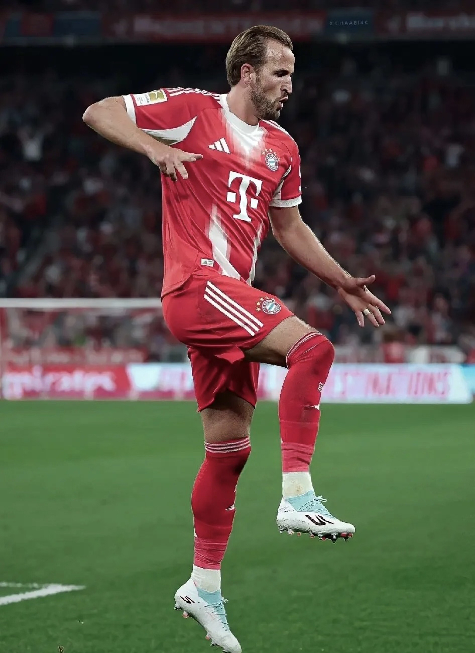 lol 新英雄-包含转折点！拜仁慕尼黑强势反弹；CBA常规赛冲刺阶段攻防权衡；震撼外界；年轻球员得到机会的词条