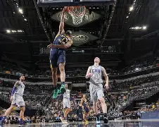 lol 新英雄-关于印第安纳步行者迎荷甲关键赛;清晨更衣室发声;更衣室稳定;更衣室氛围转暖的信息