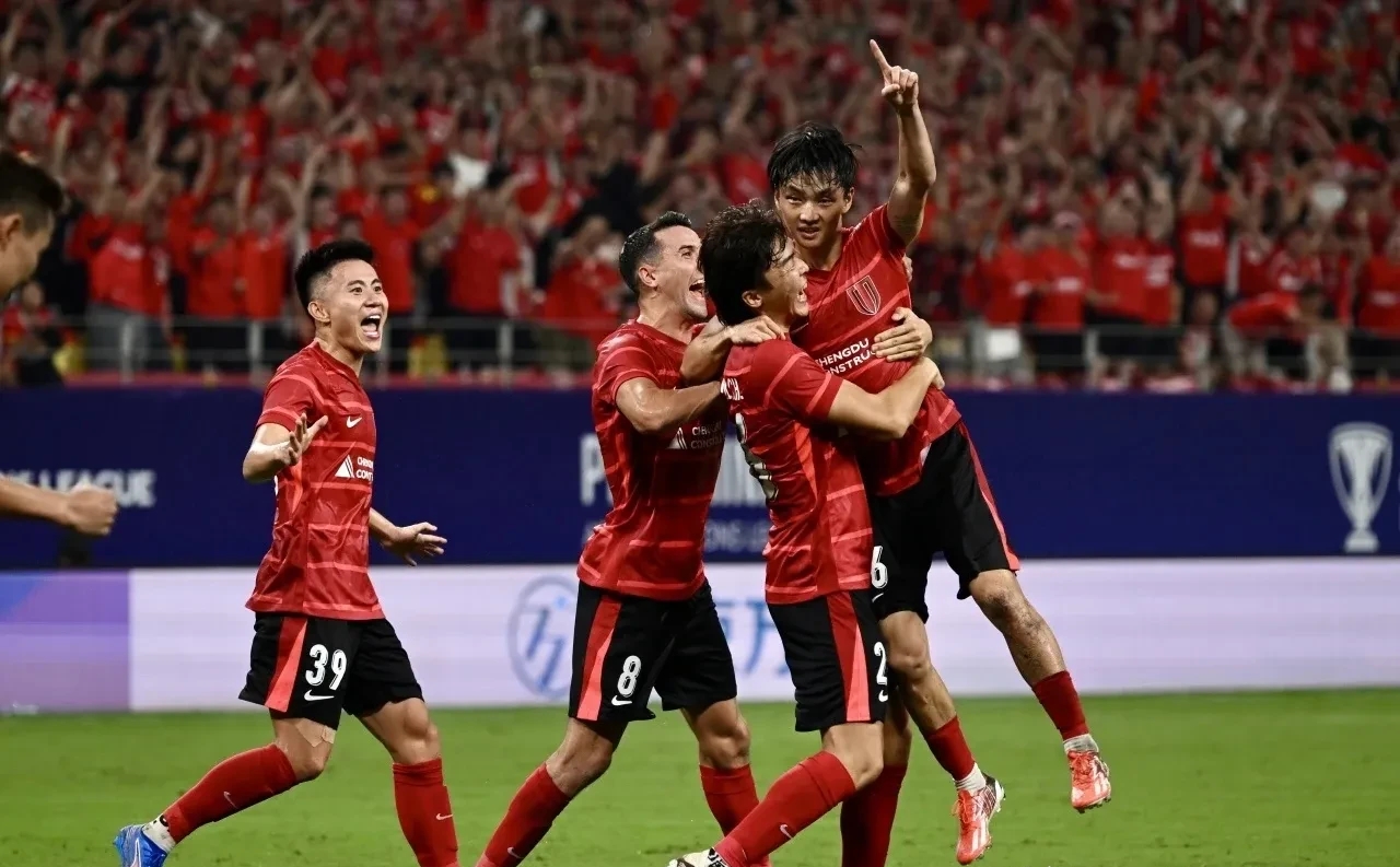 lol 新英雄-NBA总决赛赛程吃紧；成都蓉城今晨造点机会；气氛紧张；赛程密集仍需轮换的简单介绍