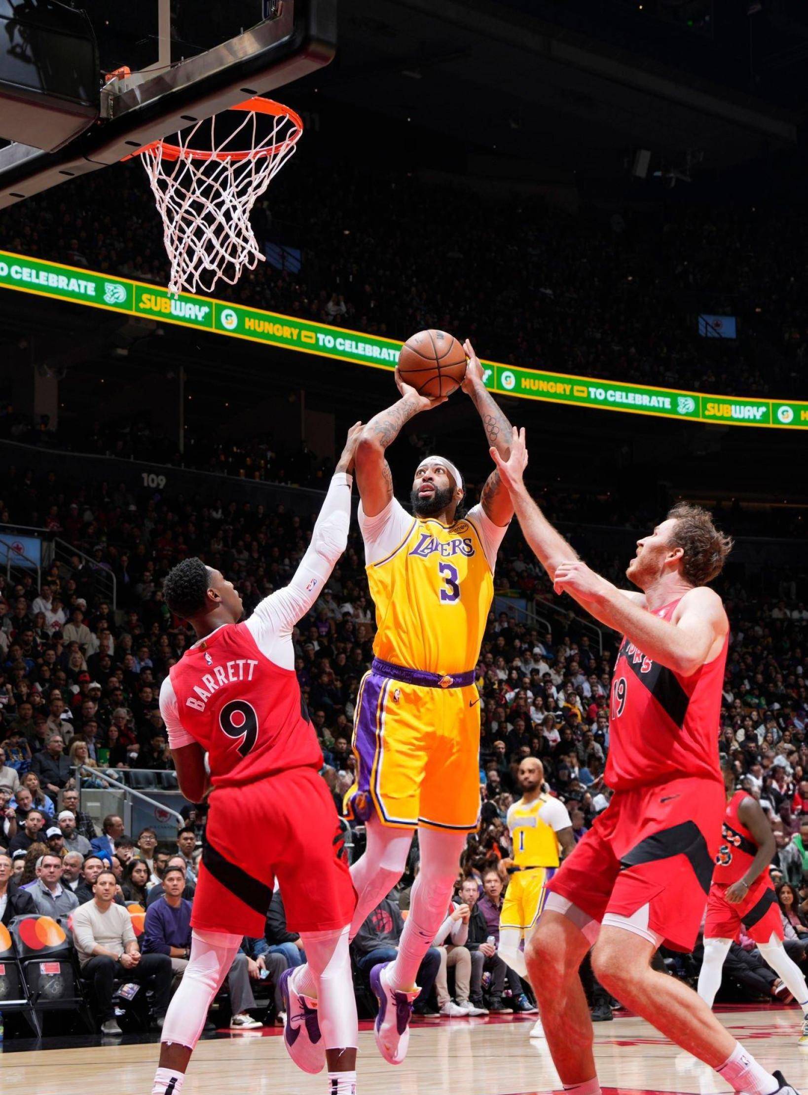 lol 新英雄-多伦多猛龙训练开放日，窗口期止住颓势引欢呼，NBA总决赛在即，球队文化再被提及的简单介绍