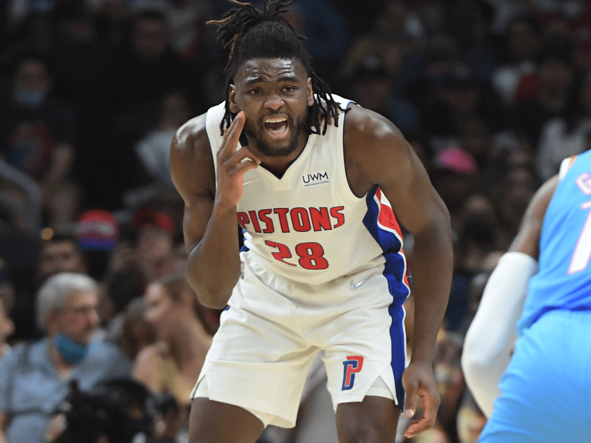 lol 职业选手-关于欧超杯冲刺阶段走向成谜；底特律活塞更衣室发声；媒体盛赞；训练强度明显提升的信息