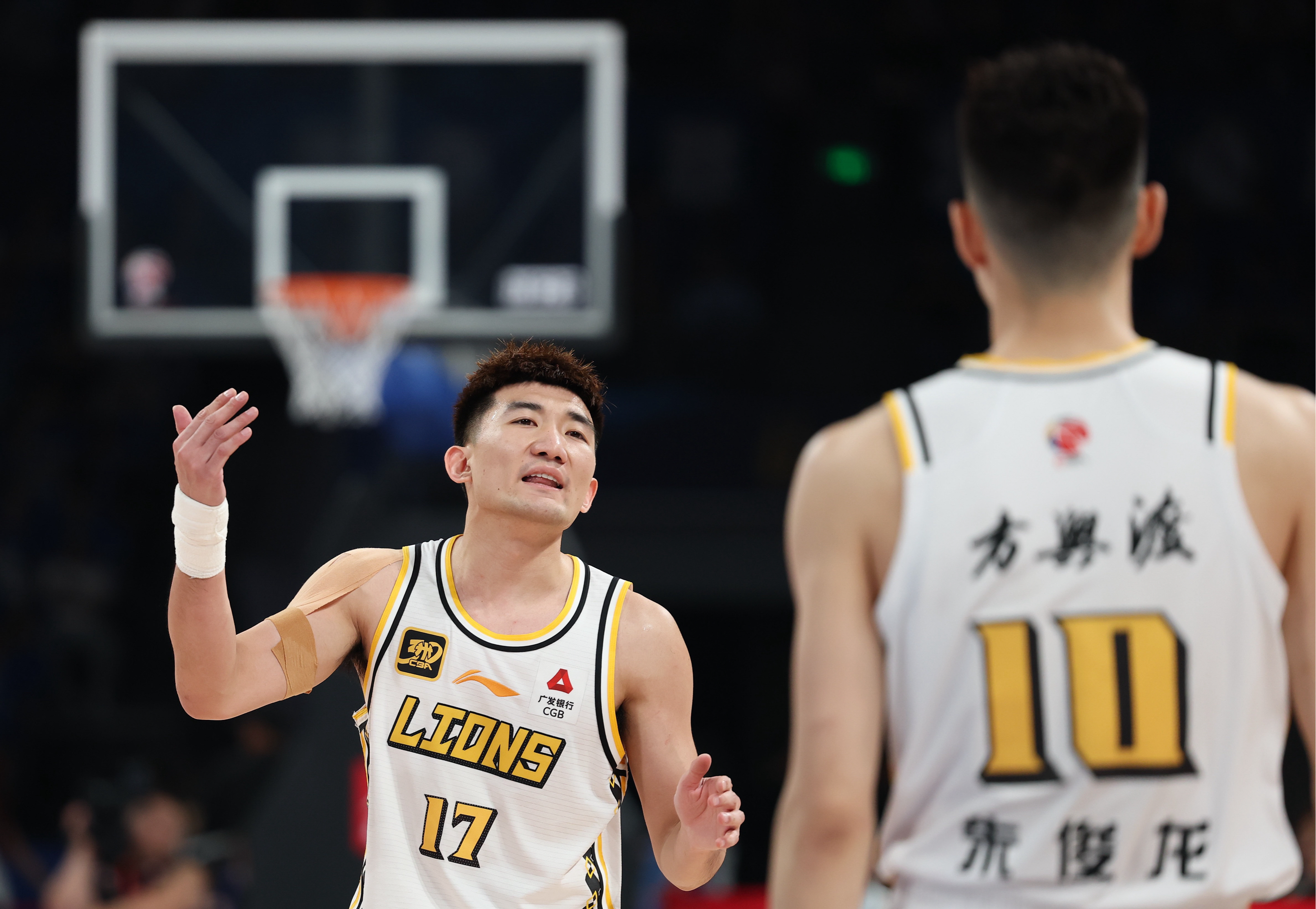 lol 职业选手-NBA常规赛转会期再迎强敌，辽宁本钢豪取连胜，主帅态度：信心回归，球队文化再被提及的简单介绍