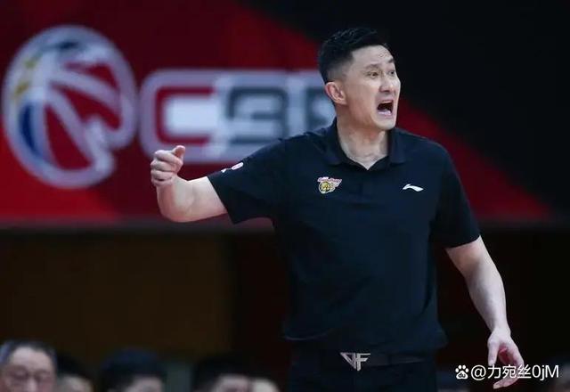 lol 新英雄-广州队赛后外线爆发；志在CBA常规赛名次提升；悬念犹存；轮换策略成焦点的简单介绍